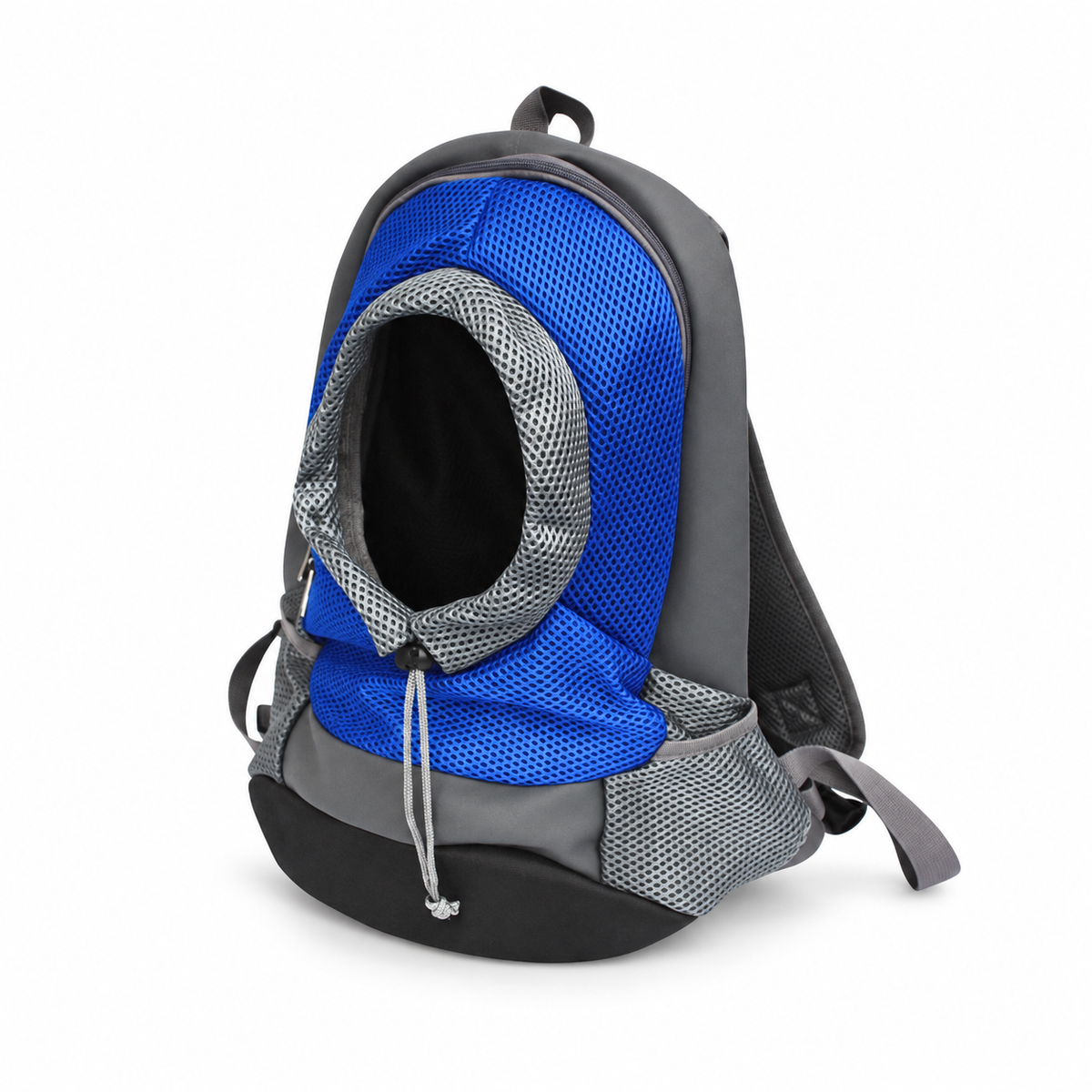 Mochila azul de transporte con malla — vista en ángulo retocada